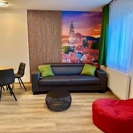 Luxusni Krumlovsky Vltavin