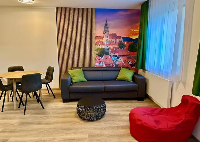 Luxusní Krumlovský Vltavín